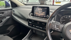 Nissan Qashqai 1.3 DiG-T MH 158 Acenta Premium 5dr Xtronic Petrol Hatchback